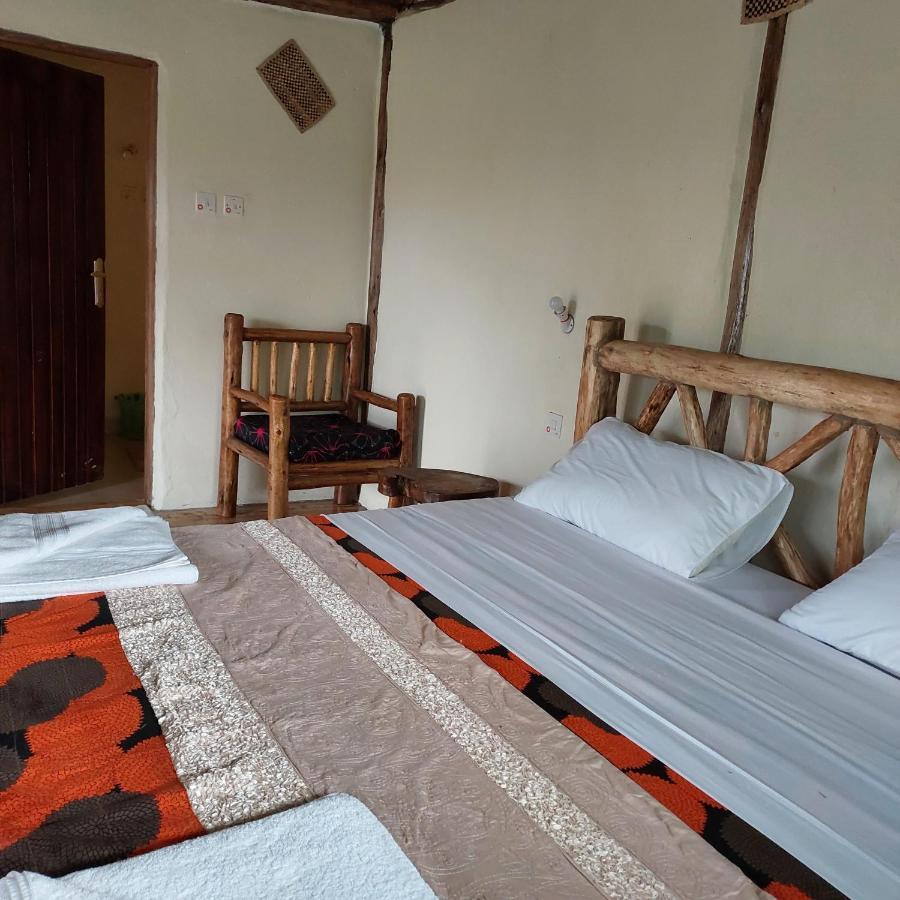 Songbird Safari Lodge & Campsite Katunguru Exterior foto